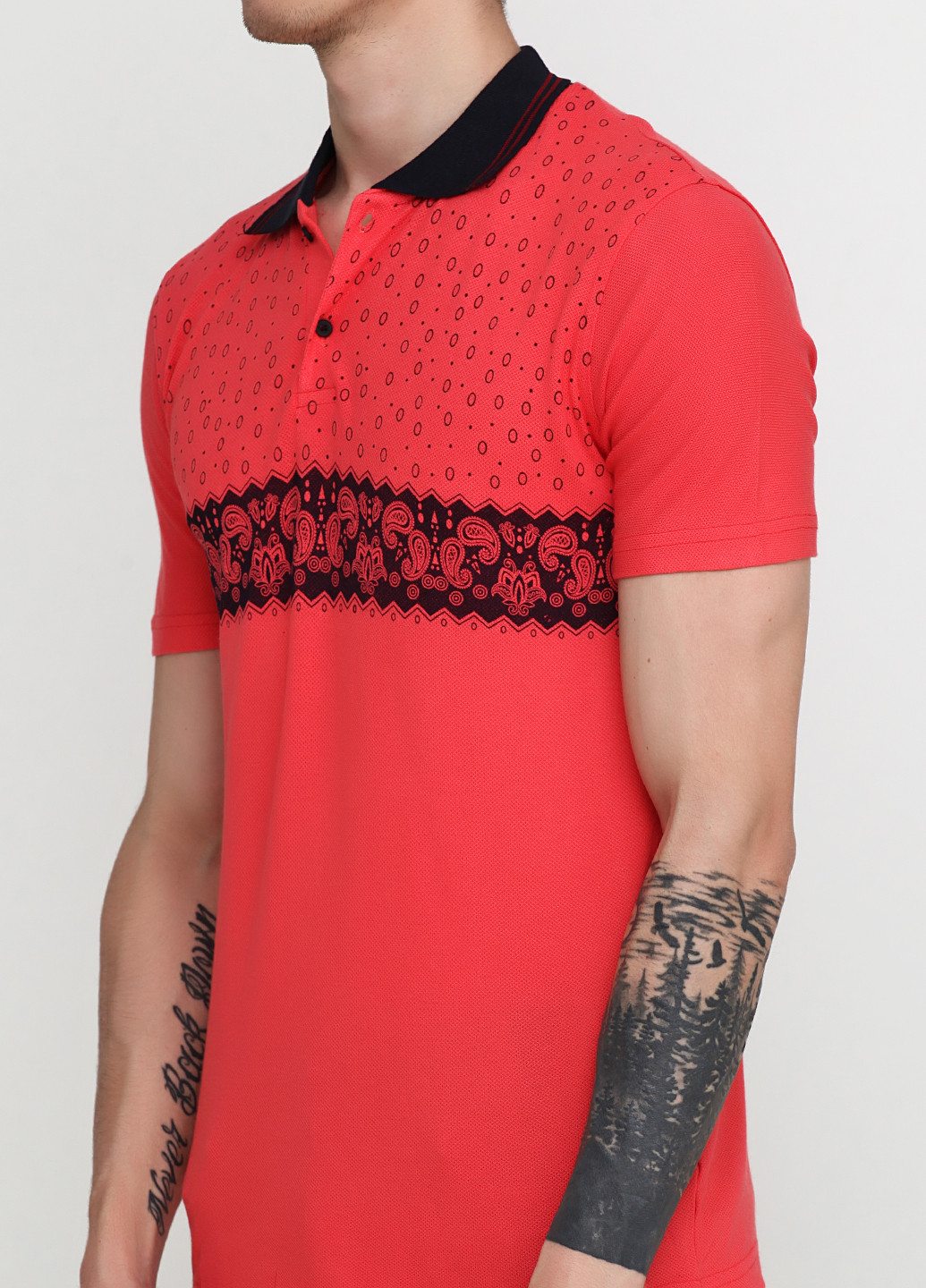 Коралловая футболка-поло для мужчин West Wint с орнаментом
