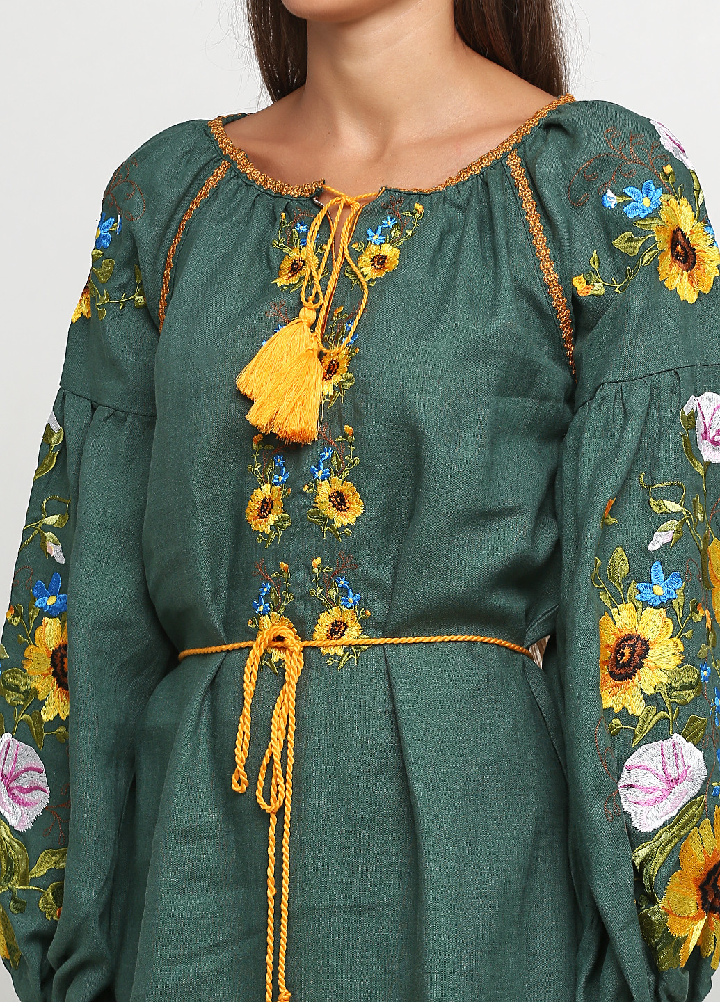 Зеленое кэжуал платье вышитое Lugin