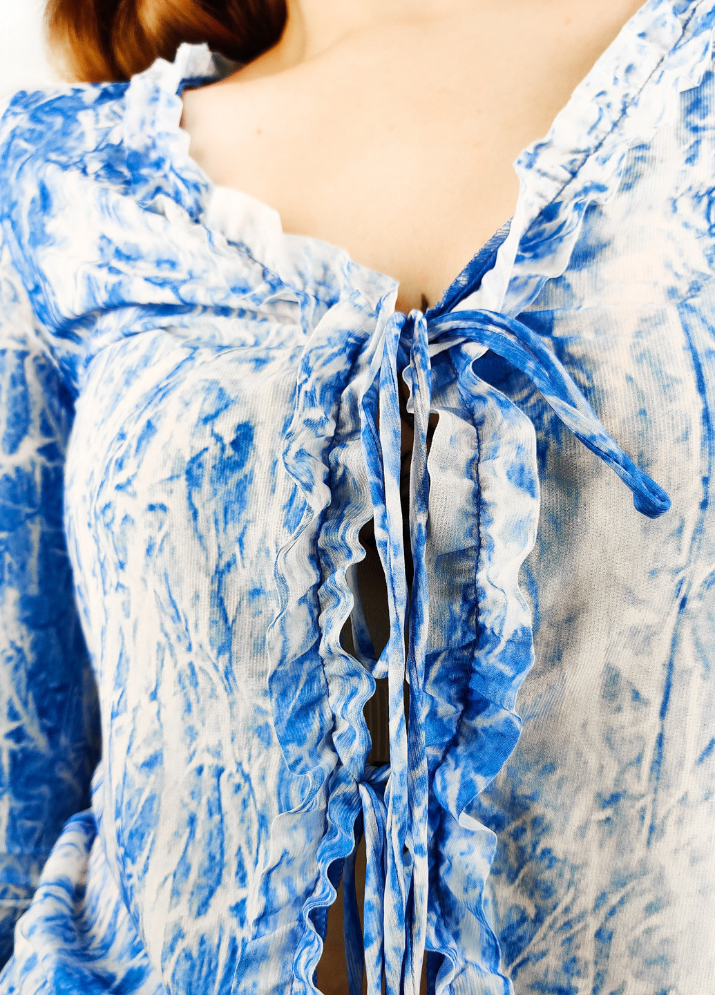 Голубая демисезонная блуза Weekday