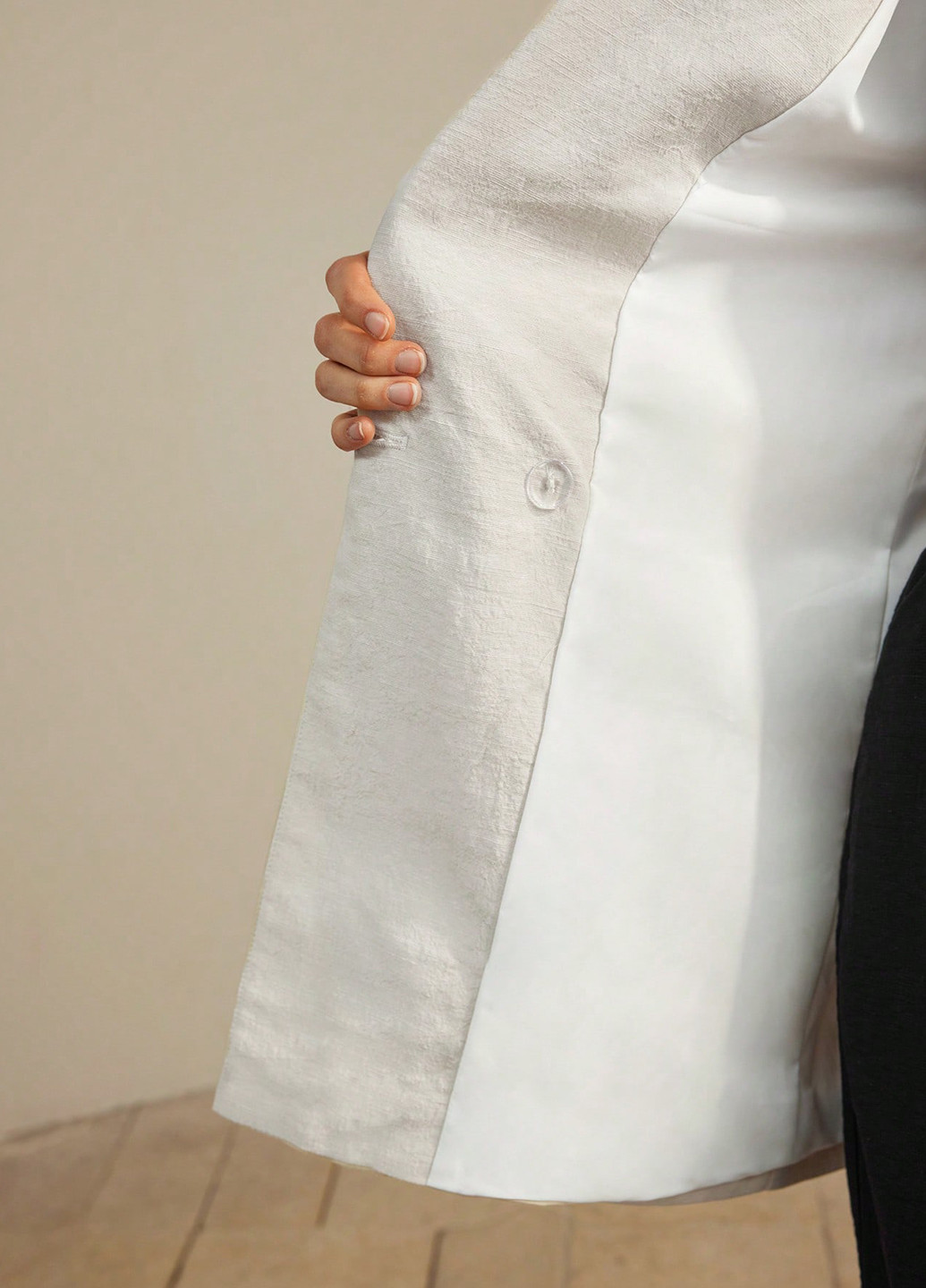 Белый женский жакет SHEIN однотонный - демисезонный