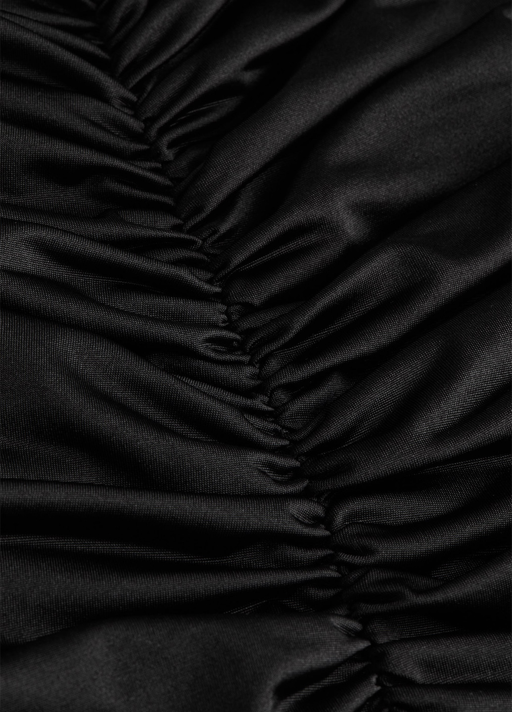 Черное коктейльное, вечернее, кэжуал платье силуэтная, с открытыми плечами H&M однотонное