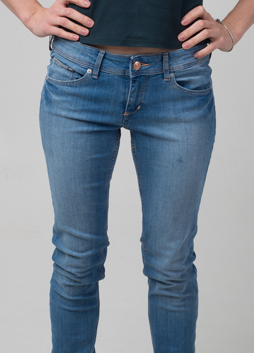 Синие демисезонные скинни джинсы H&M
