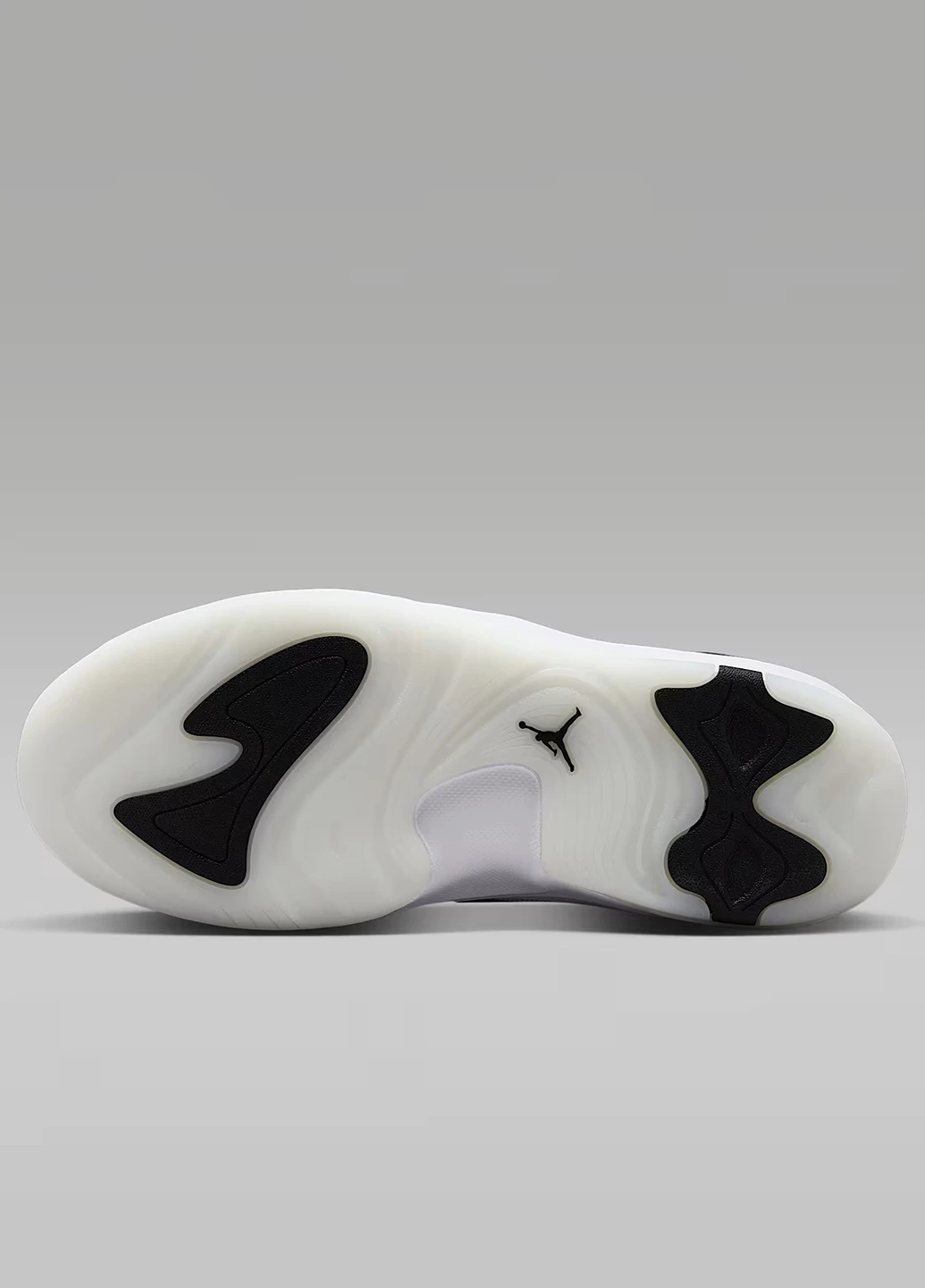 Чорно-білі кросівки всесезон Jordan Jordan MAX AURA 7