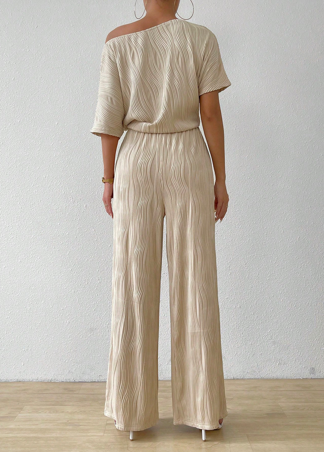 Комбінезон SHEIN комбінезон-брюки однотонний світло-бежевий кежуал поліестер