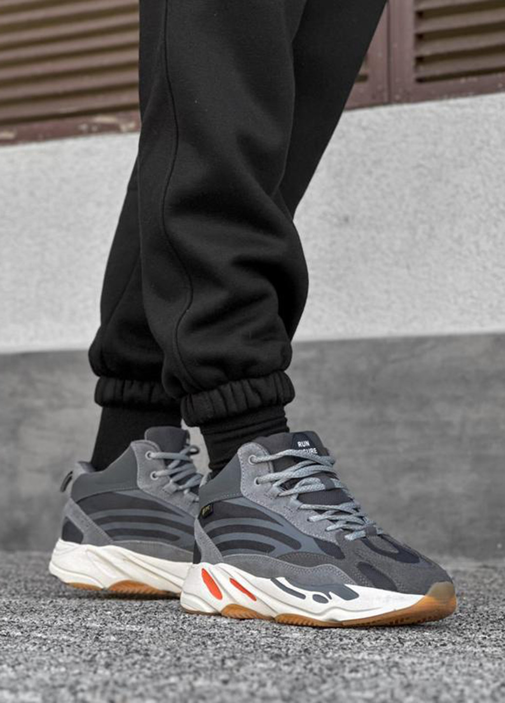 Серые демисезонные кроссовки No Brand