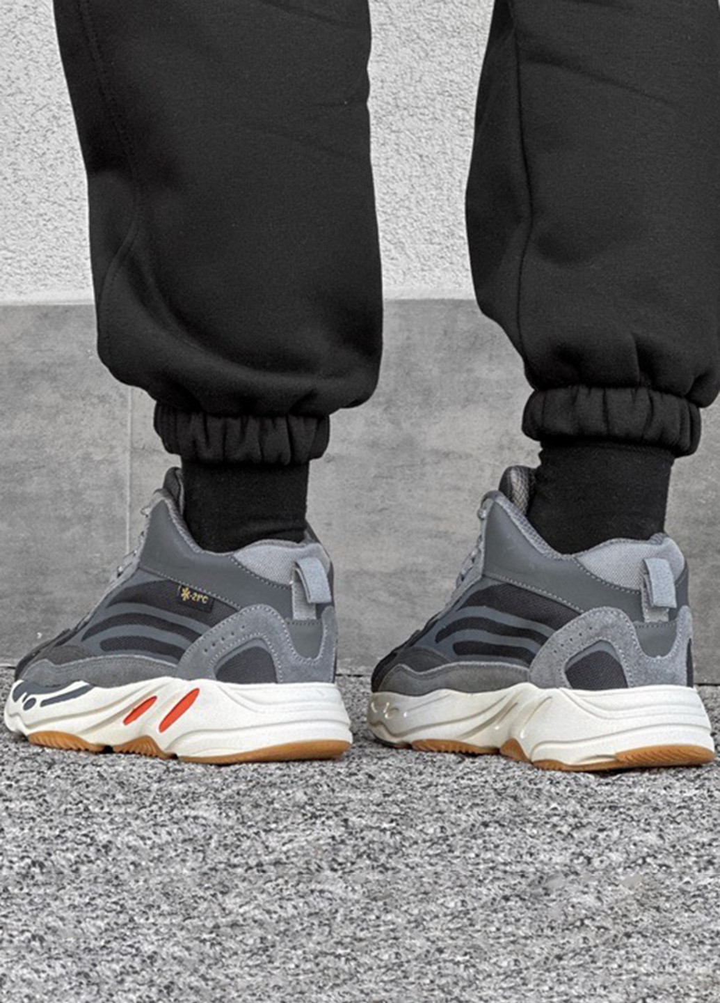 Серые демисезонные кроссовки No Brand