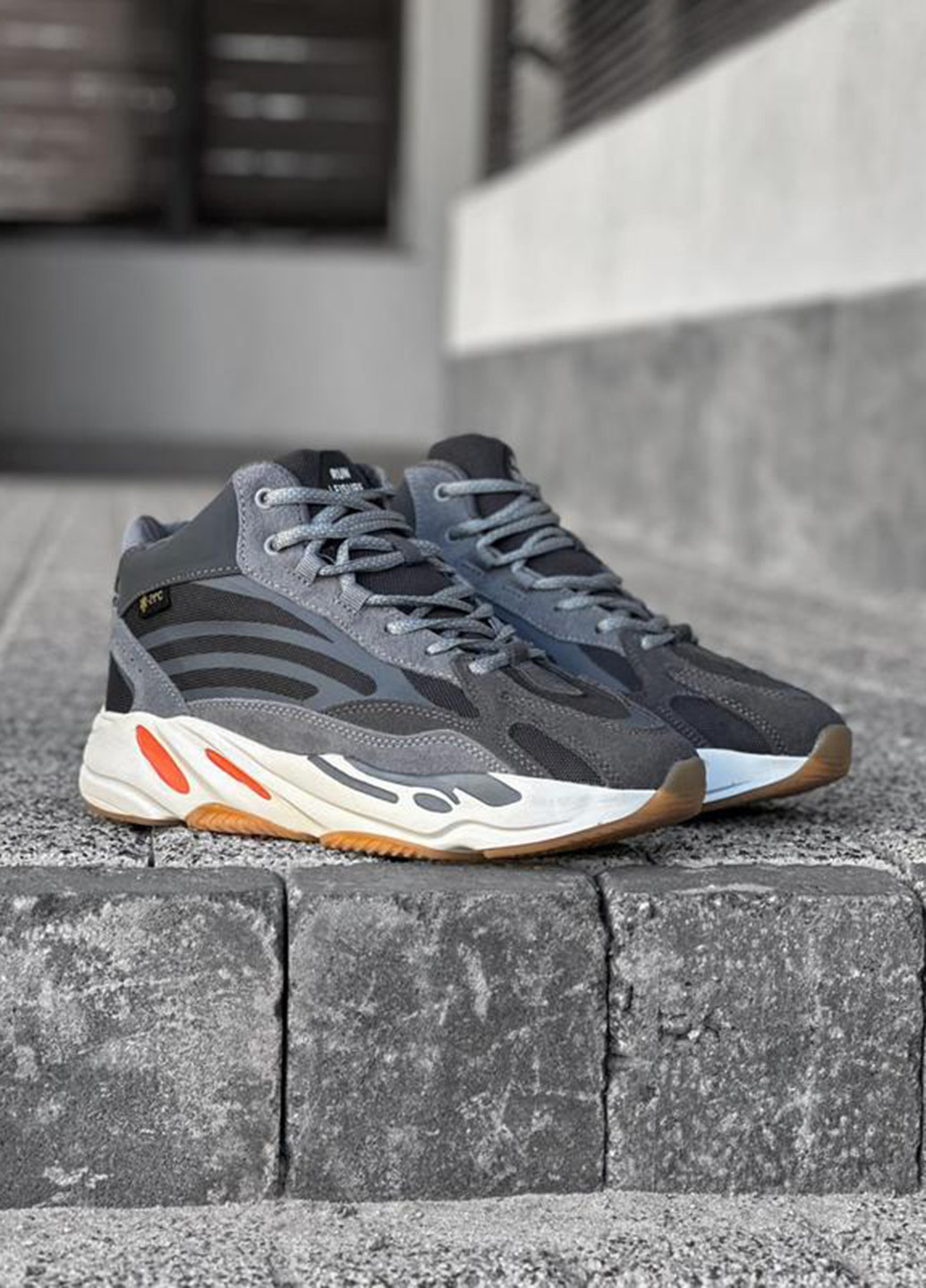 Серые демисезонные кроссовки No Brand