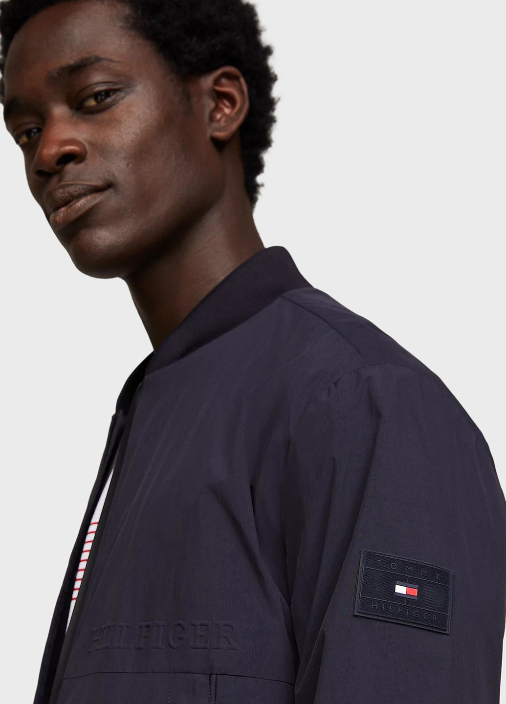 Бомбер Tommy Hilfiger на молнии (307028366)