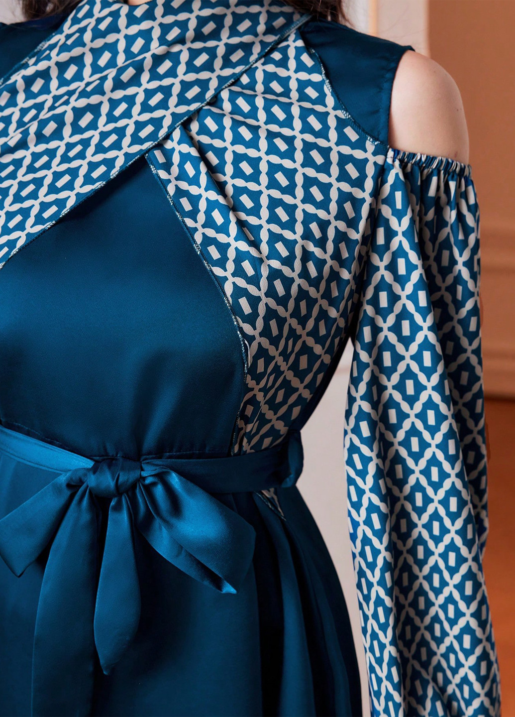 Синее вечернее, кэжуал платье клеш SHEIN колор блок