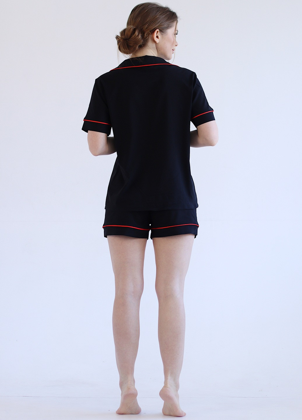 Чорна всесезон піжама (сорочка + шорти) сорочка + шорти GorLin