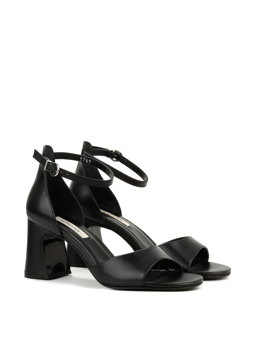 Черные босоножки Le'BERDES с ремешком