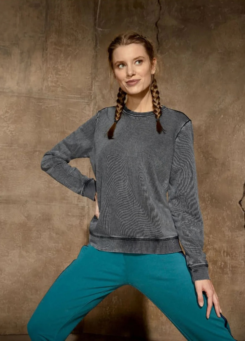 Темно-серый свитшот Crivit варенка без декора (299705105)