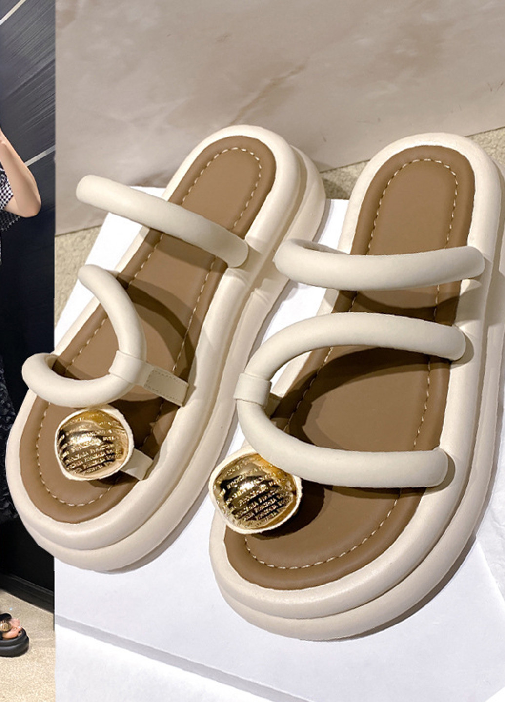 Шльопанці Vi (329849751)