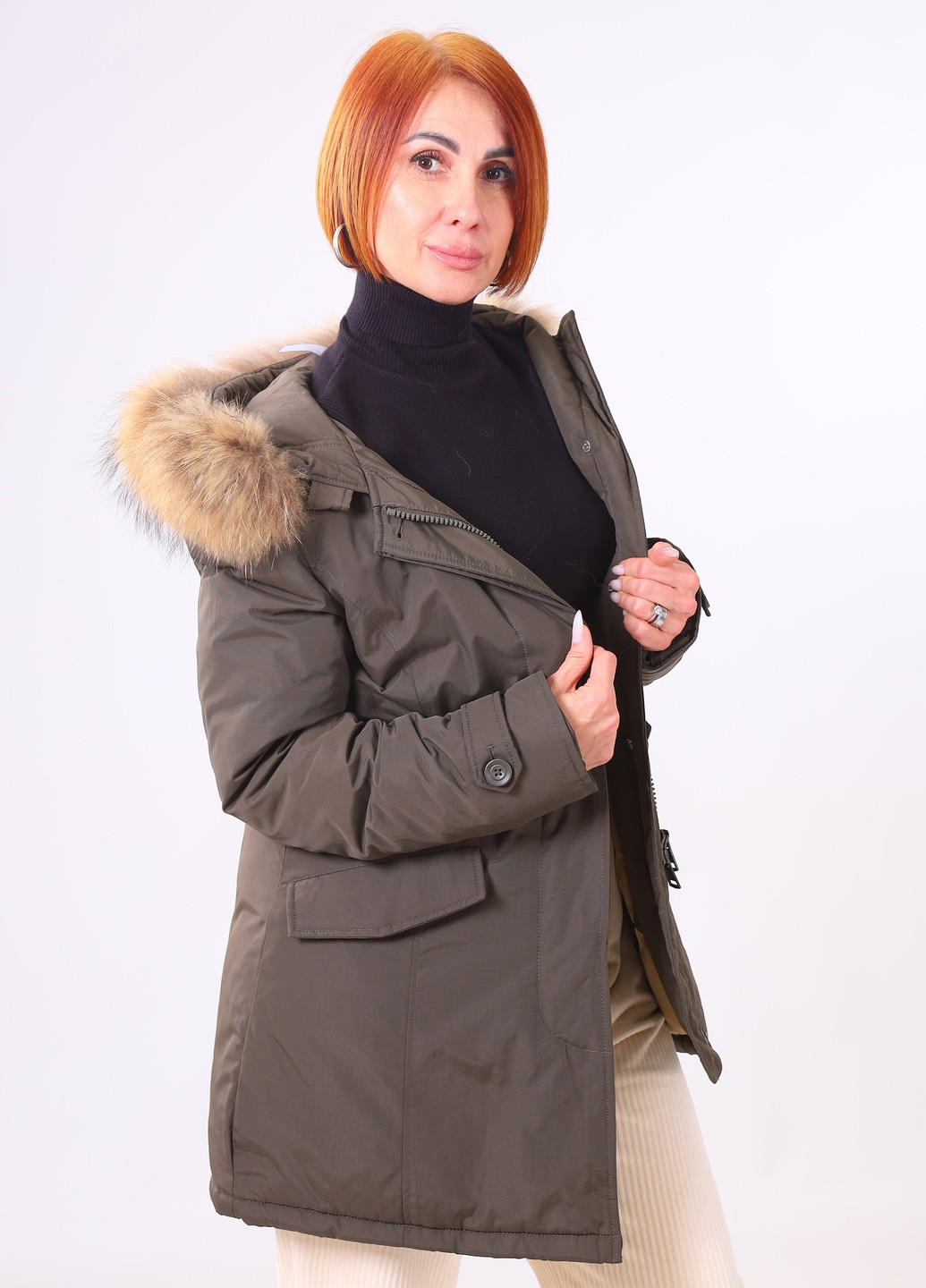 Оливковая (хаки) куртка Yuko