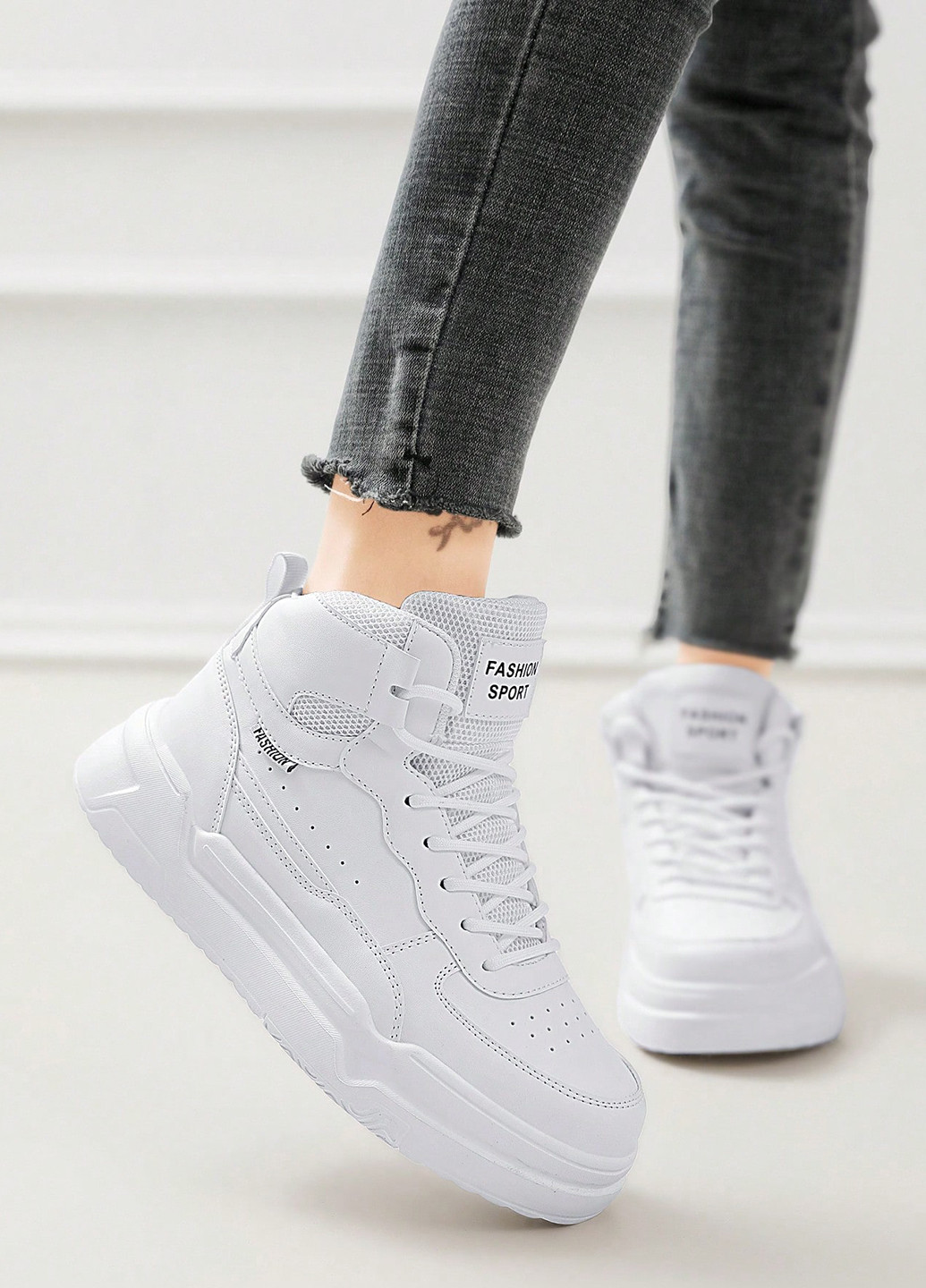 Кроссовки SHEIN белые демисезоны (340648537)