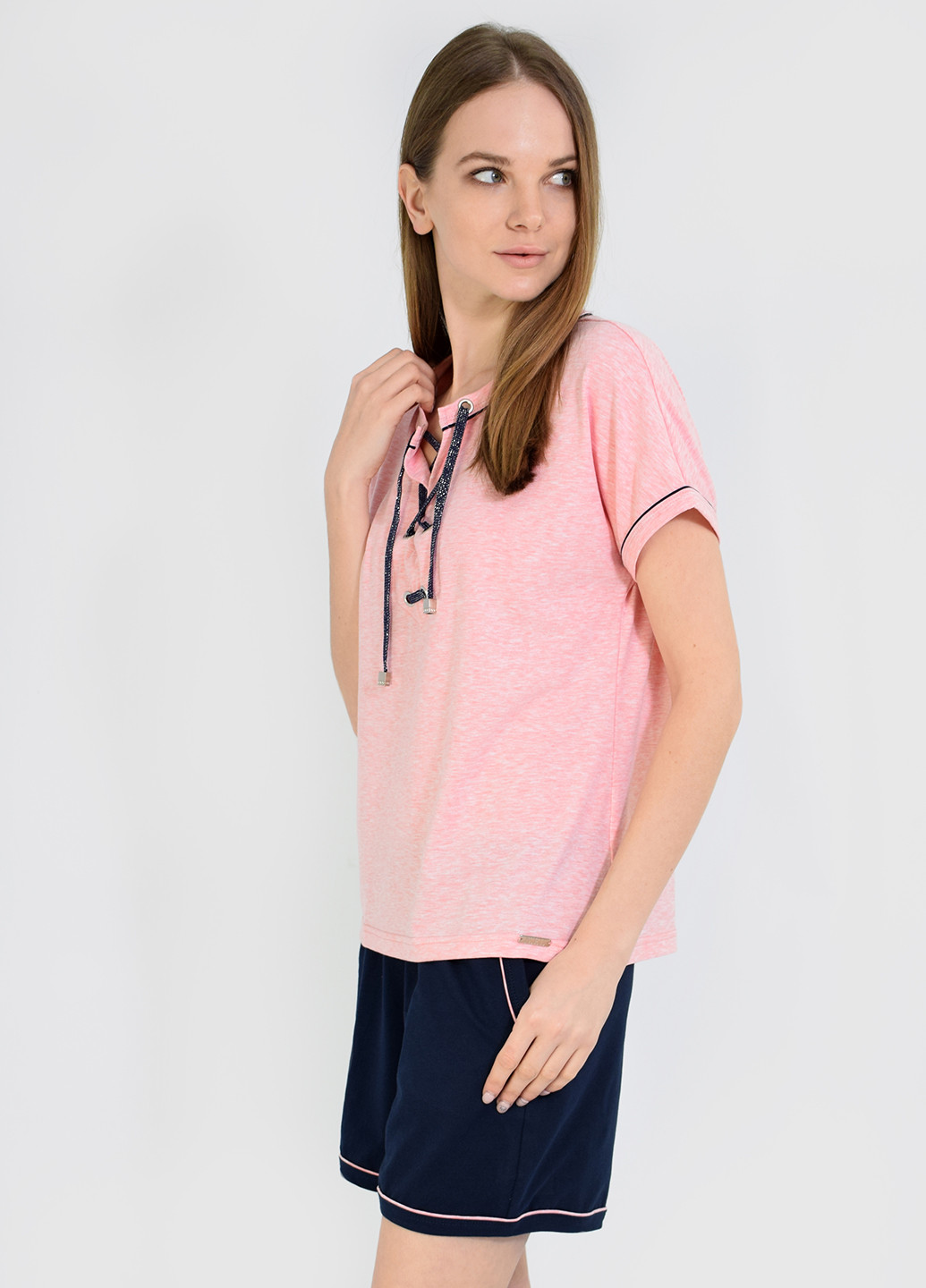 Розовая всесезон пижама (футболка, шорты) NEL