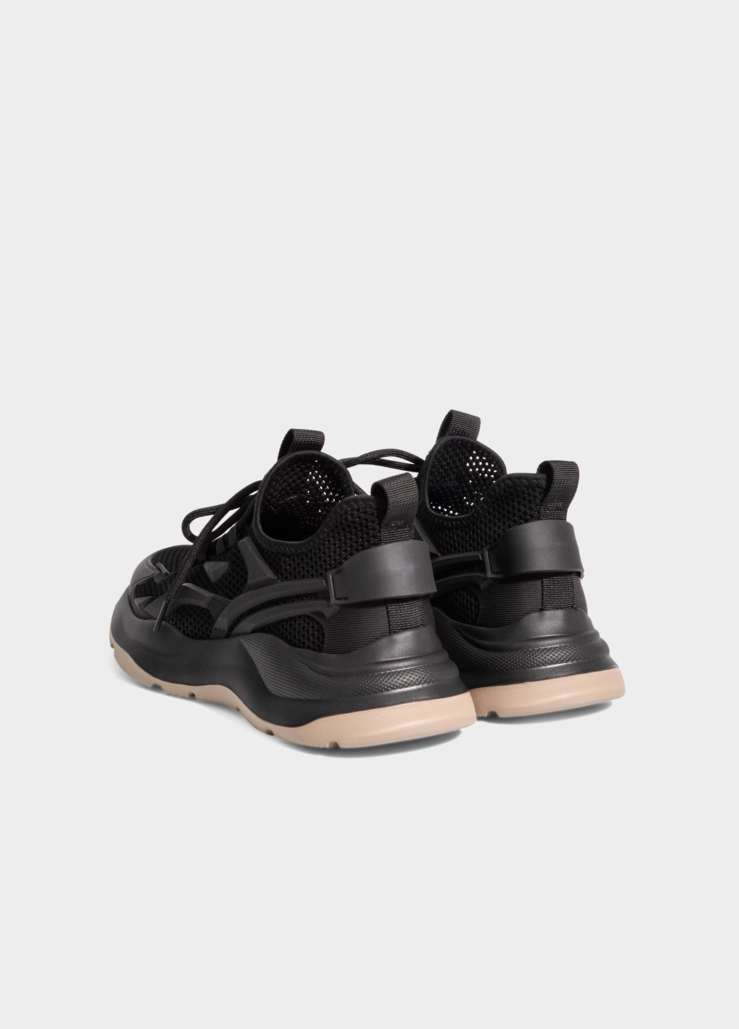 Черные всесезонные кроссовки Respect