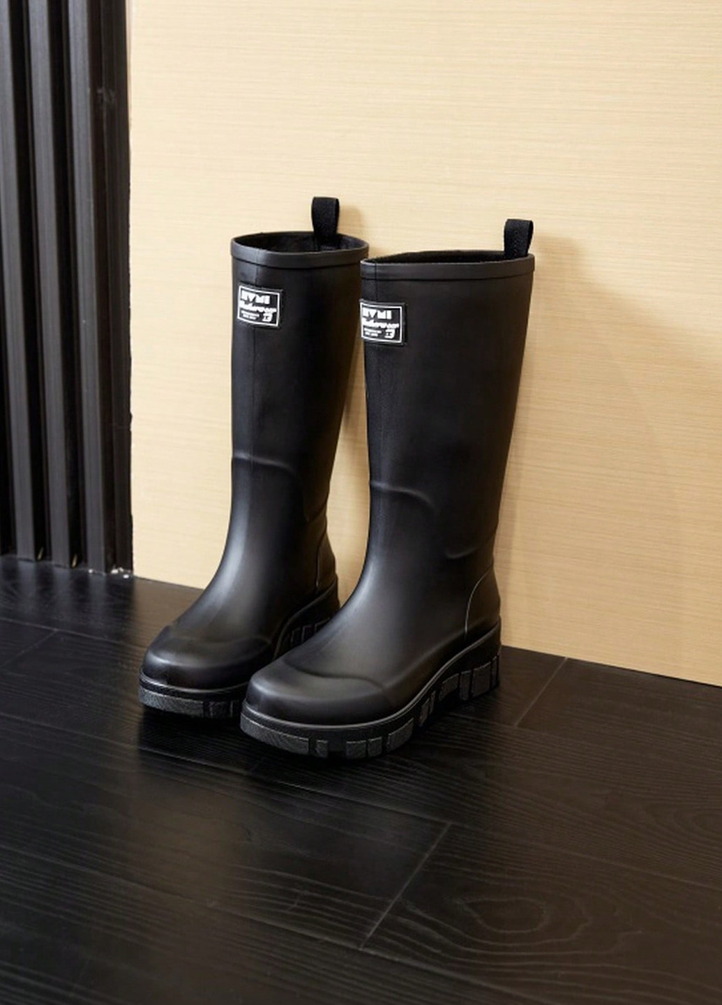 Черные резиновые сапоги SHEIN