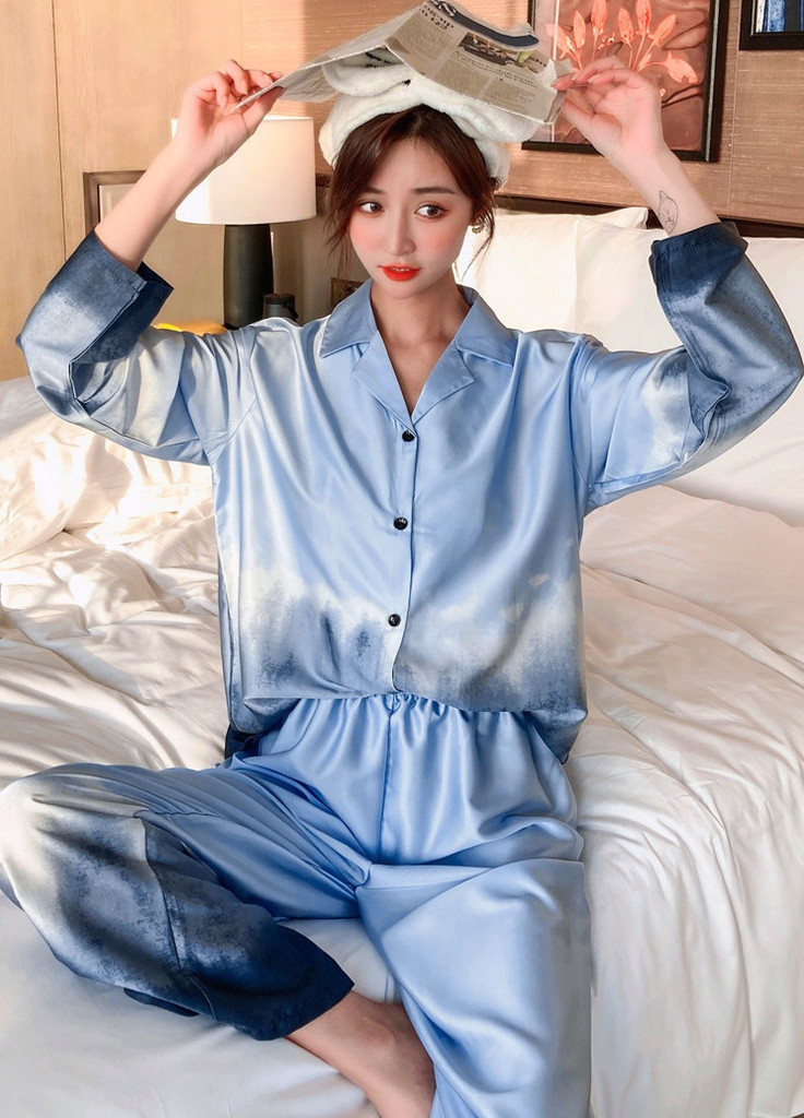 Голубая всесезон пижама женская blue glow рубашка + брюки Berni Fashion 58272