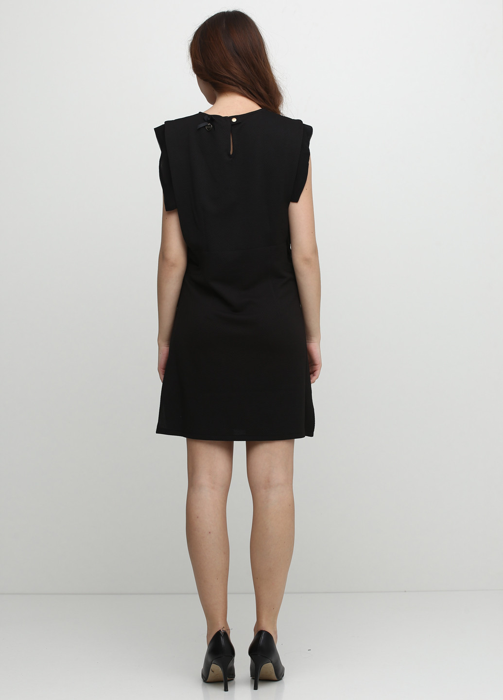 Черное кэжуал платье Silvian Heach