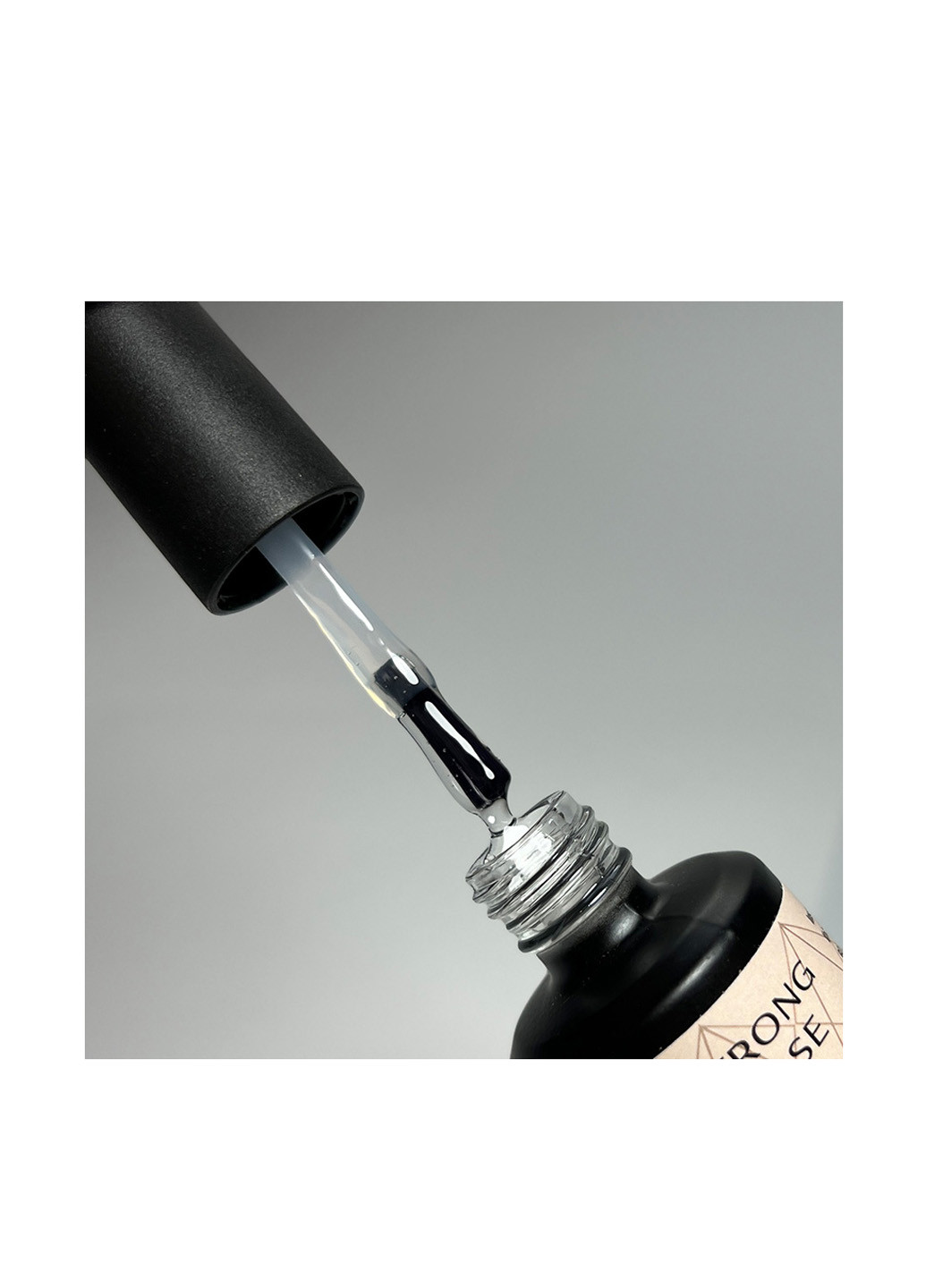 Зміцнююча стронг база для гель-лака Strong Base, 15 г Izzy (363030636)