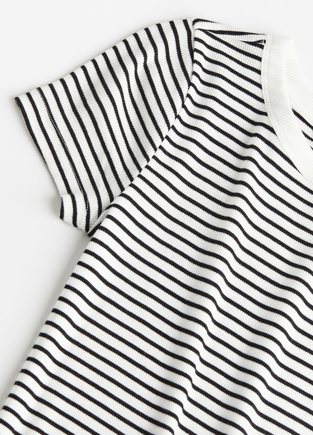 Футболка H&M - (280908605)