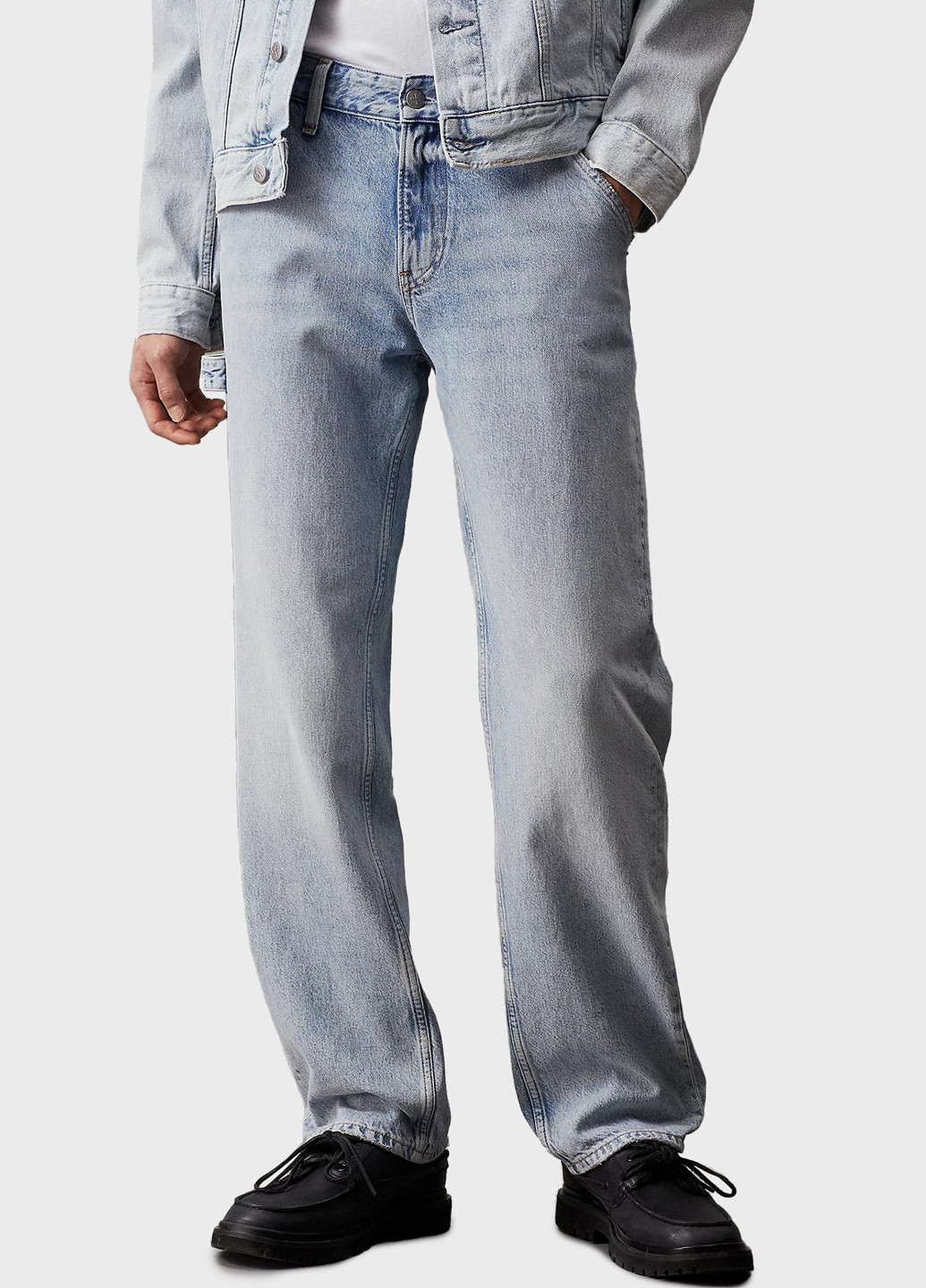 Голубые демисезонные свободные джинсы Calvin Klein Jeans