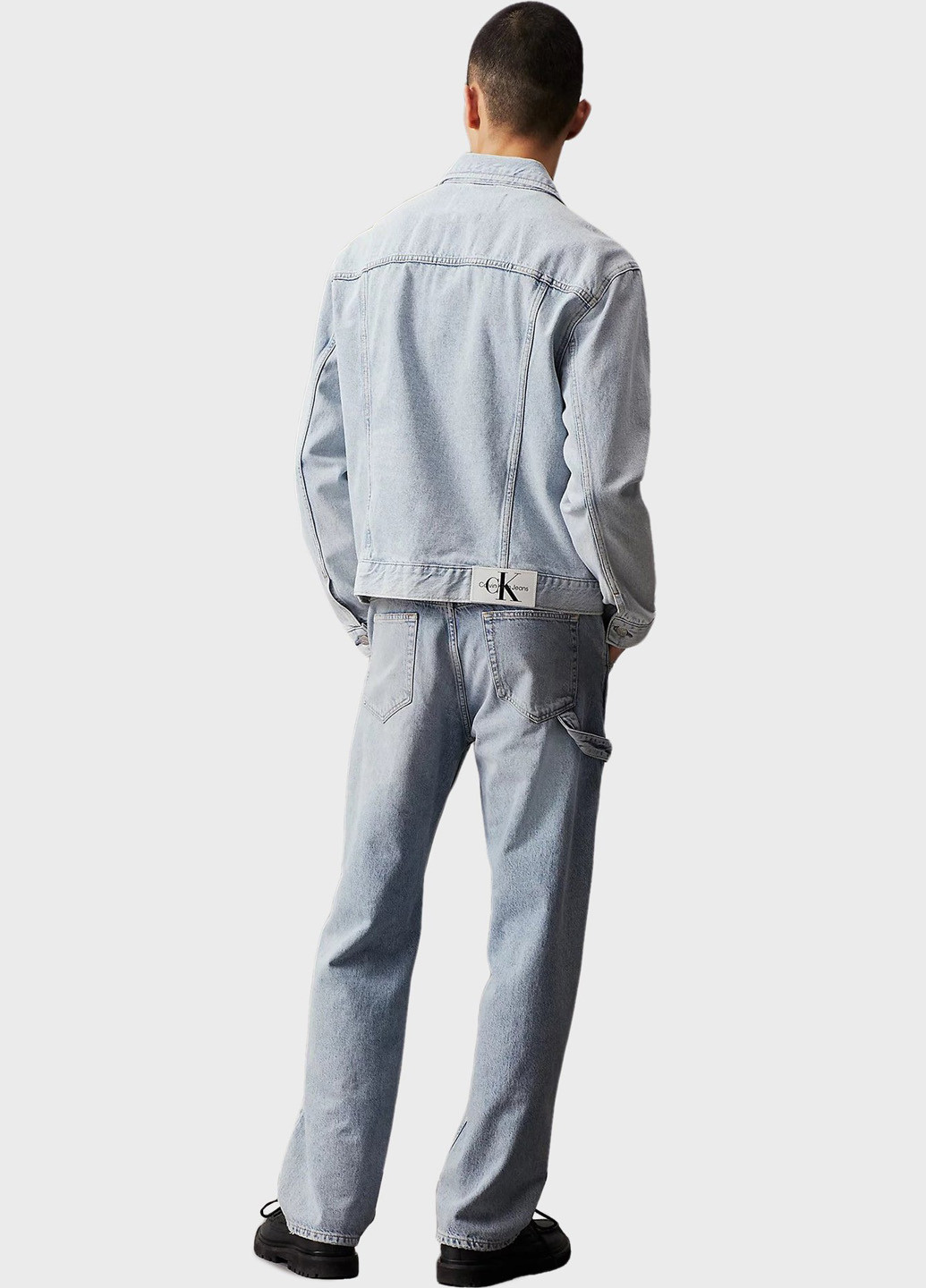 Голубые демисезонные свободные джинсы Calvin Klein Jeans