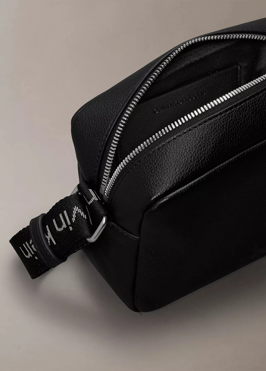 Сумка Calvin Klein (309055482)