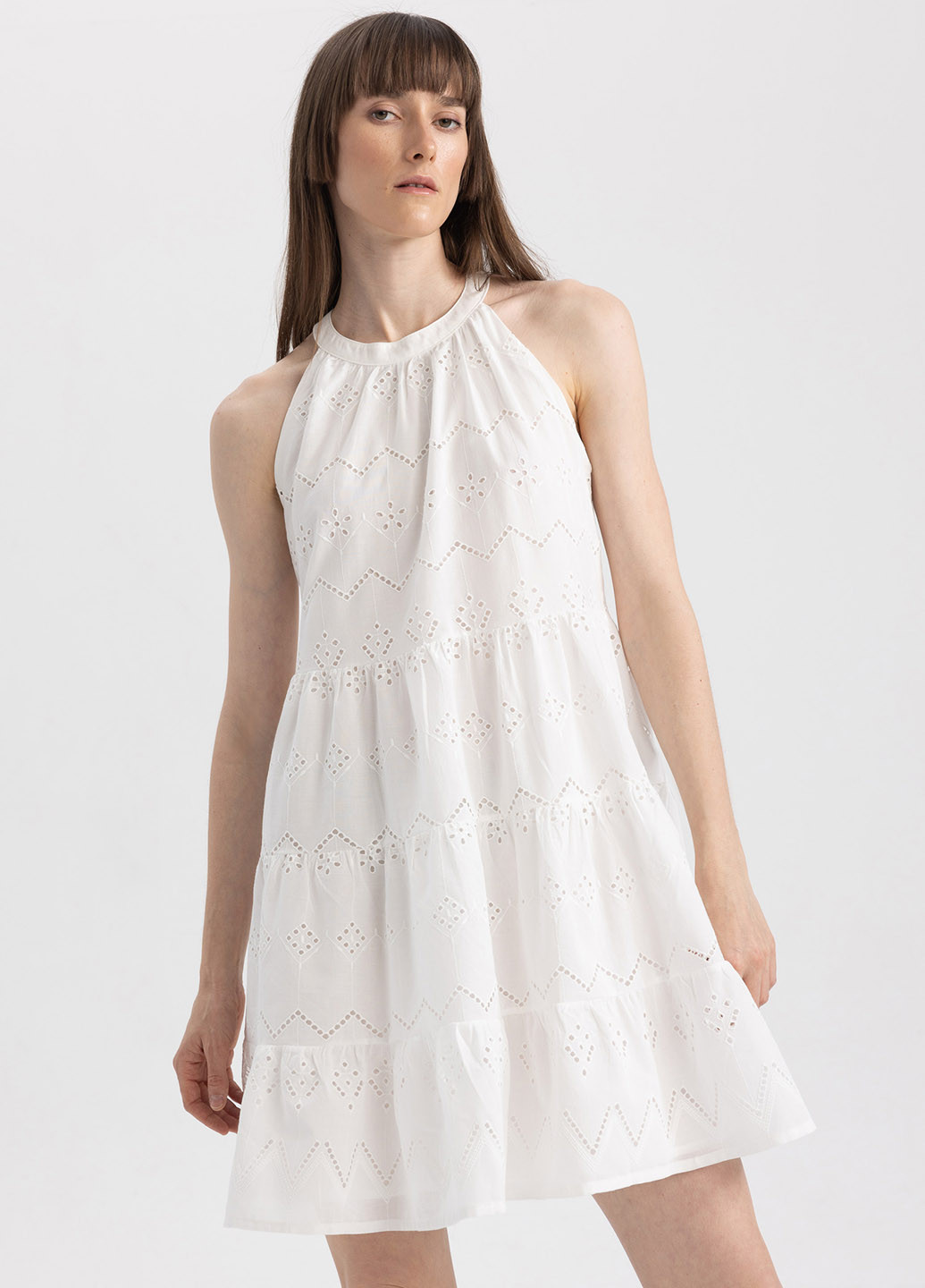 Белое кэжуал платье а-силуэт DeFacto однотонное
