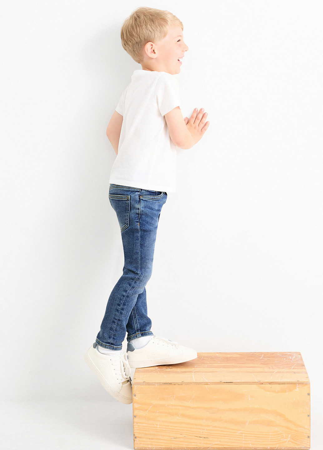 Синие демисезонные скинни джинсы C&A