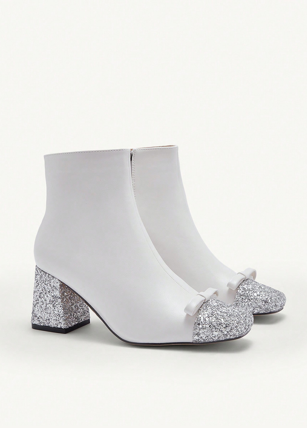 Белые демисезонная ботильоны SHEIN