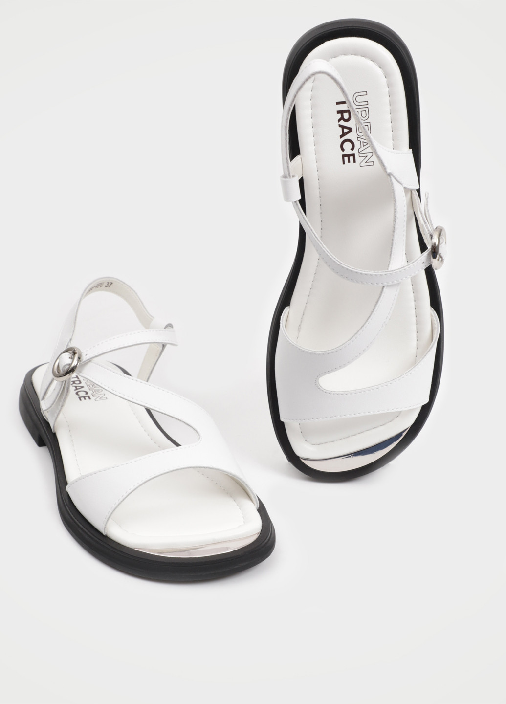 Белые босоножки Respect с ремешком