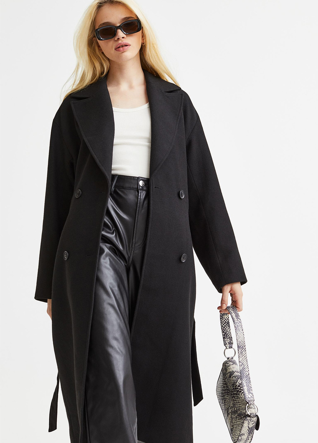 Черное демисезонное Пальто двубортное H&M