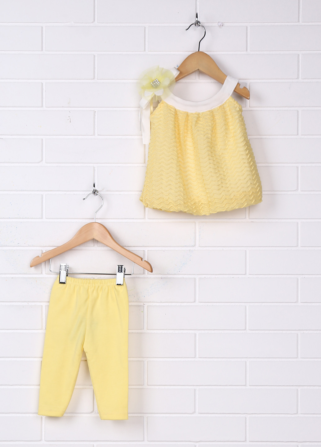Желтый летний комплект (блуза, леггинсы, заколка) Bebisim