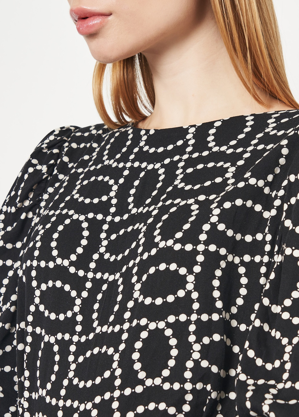 Чорна кежуал сукня H&M з малюнком