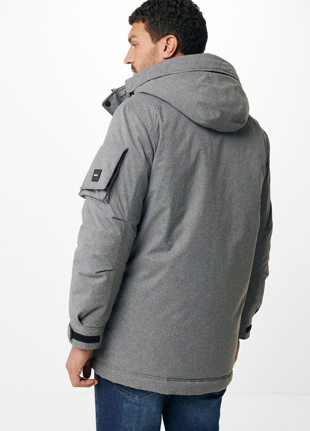 Светло-серая зимняя куртка Mexx