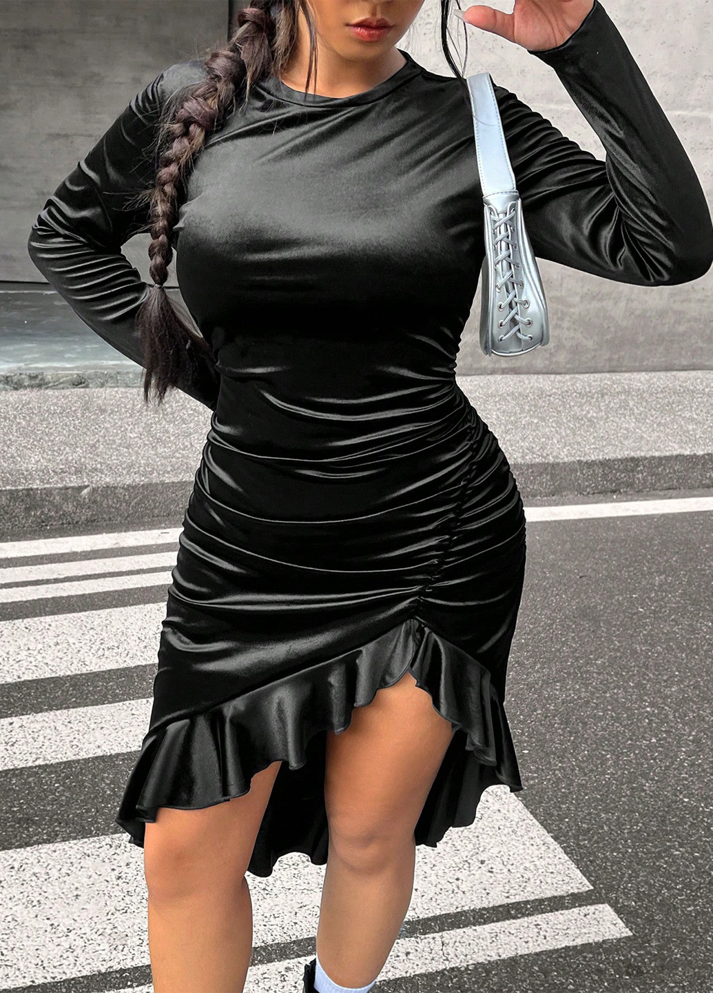 Черное кэжуал платье силуэтная SHEIN однотонное