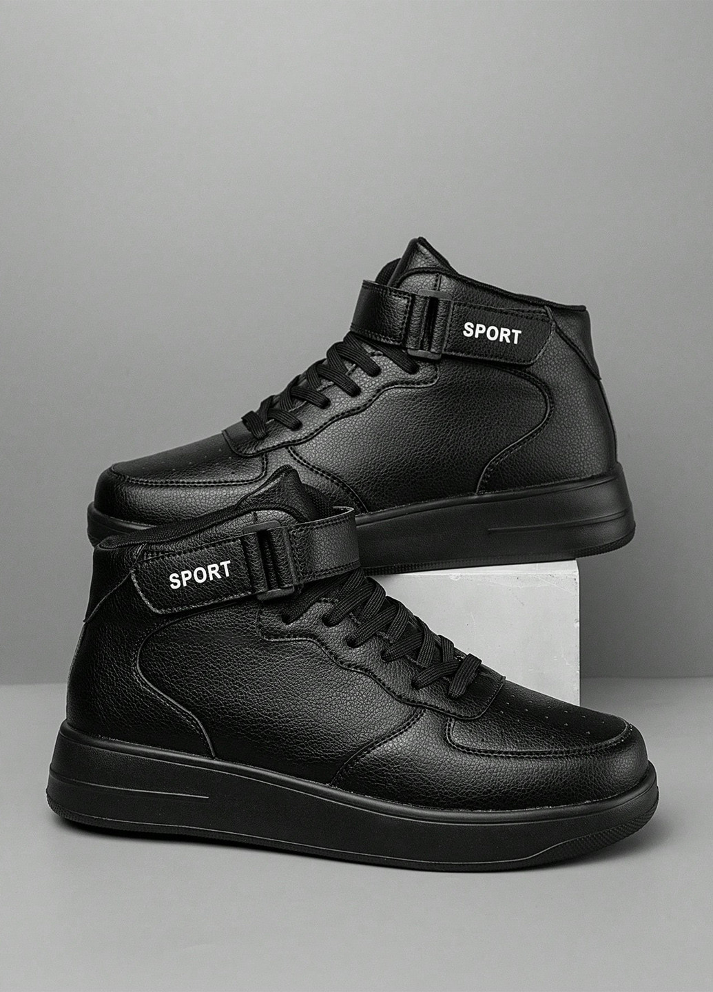 Черные демисезонные кроссовки SHEIN