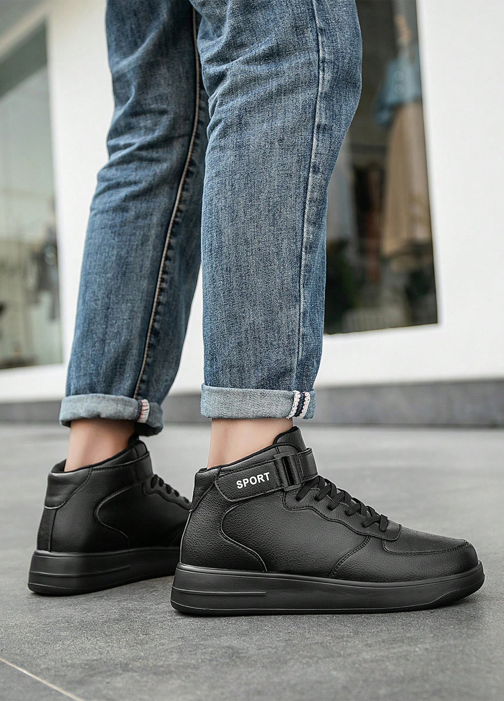 Черные демисезонные кроссовки SHEIN