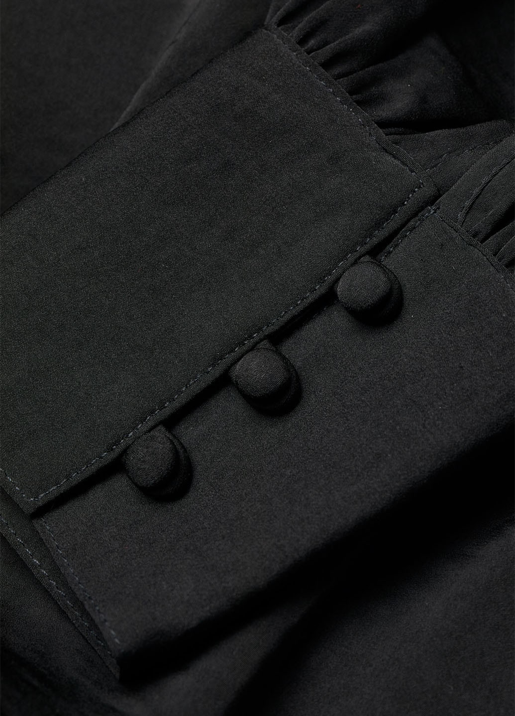 Черное кэжуал платье H&M однотонное