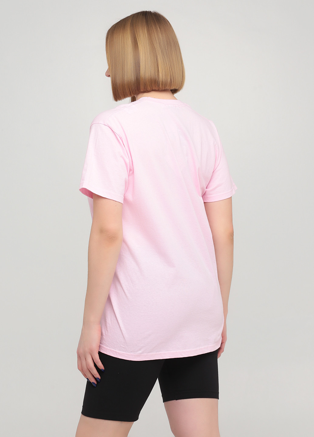 Світло-рожева літня футболка NN