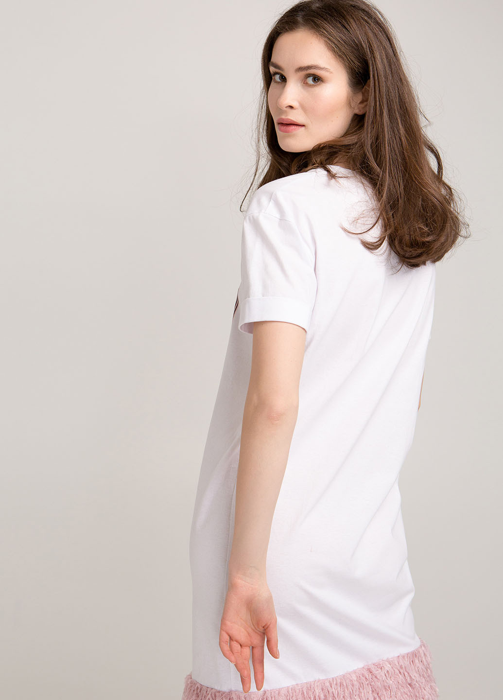 Белое кэжуал платье платье-футболка Samange сердечки