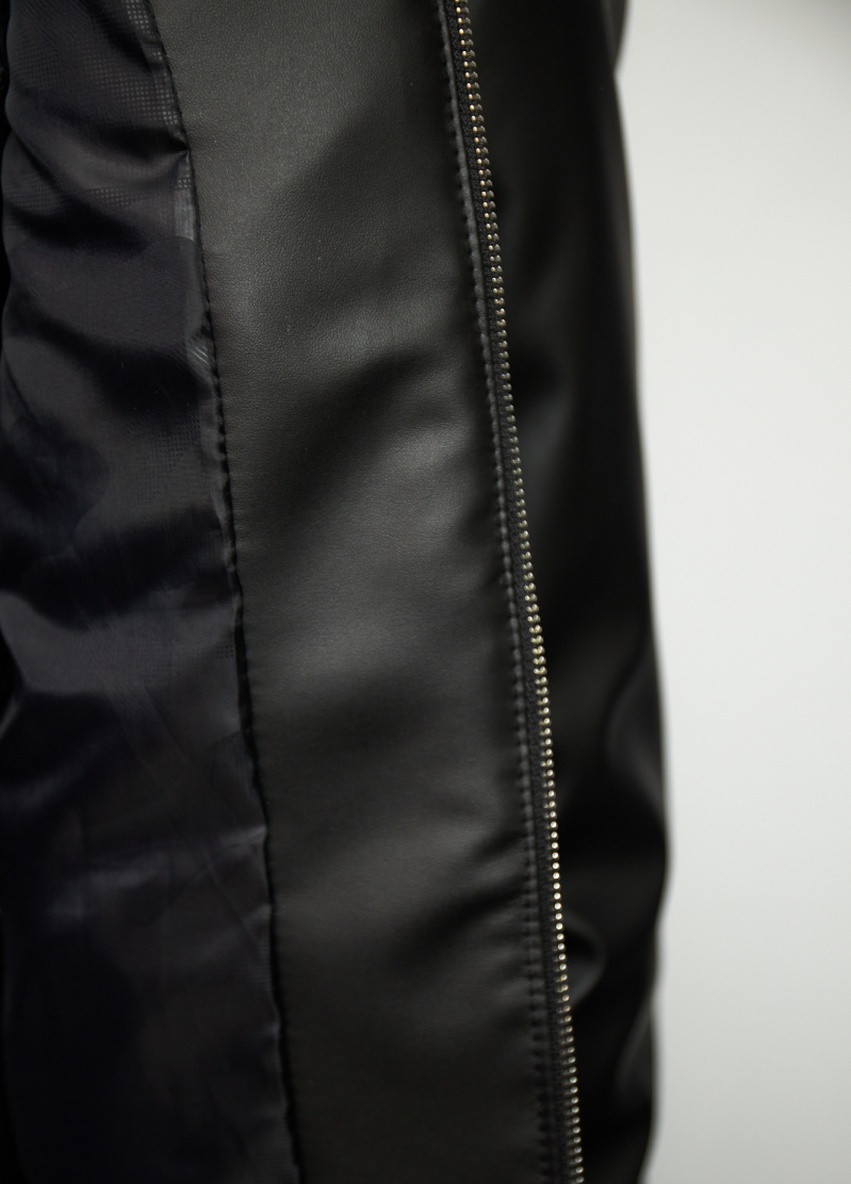 Черная демисезонная куртка бомбер демісезонна insidde hvz 16781 кожзам Inside