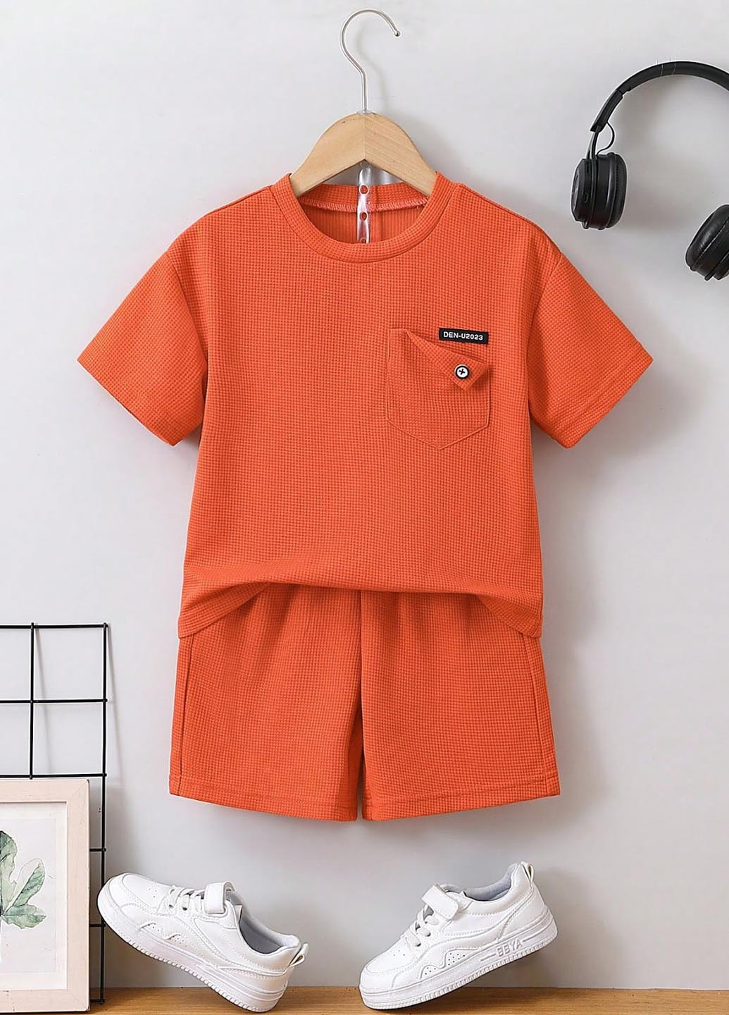 Помаранчевий літній костюм (футболка, шорти) з шортами SHEIN