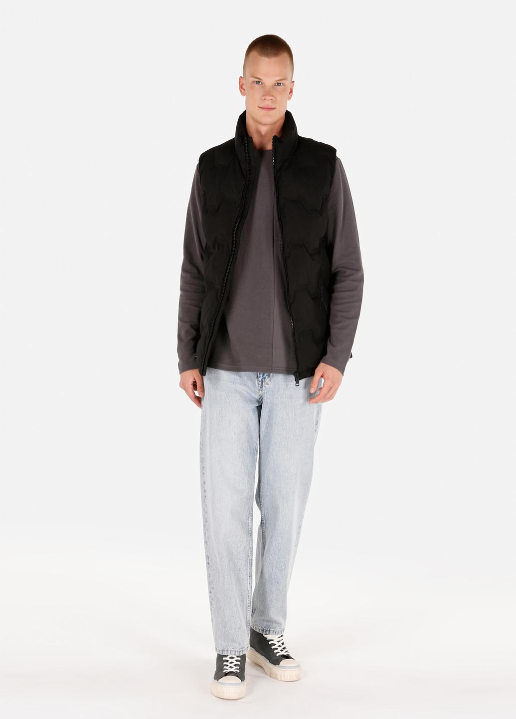 Жилет Colin's (344457395)