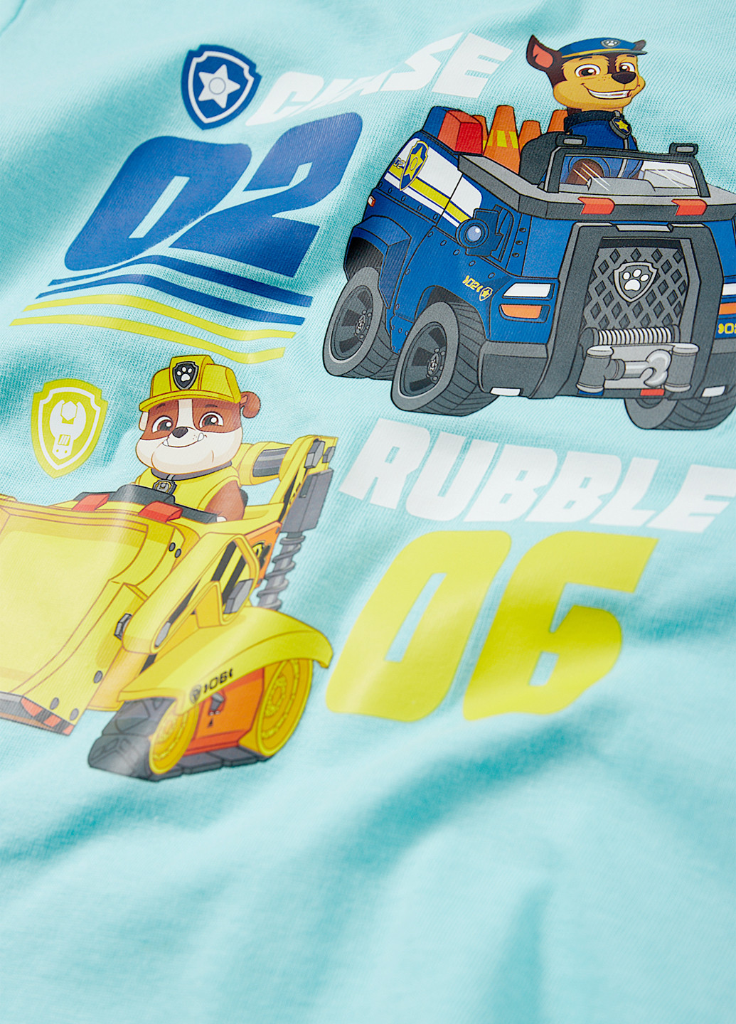 Комбинированный демисезонный комплект (футболка, шорты) C&A