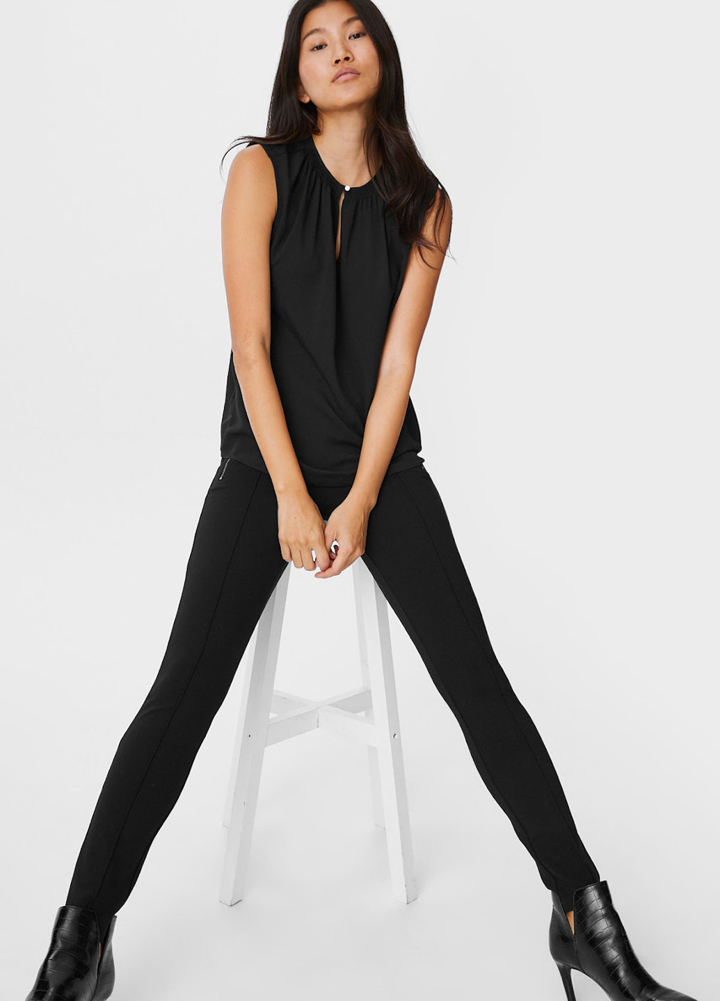 Чорна блуза C&A