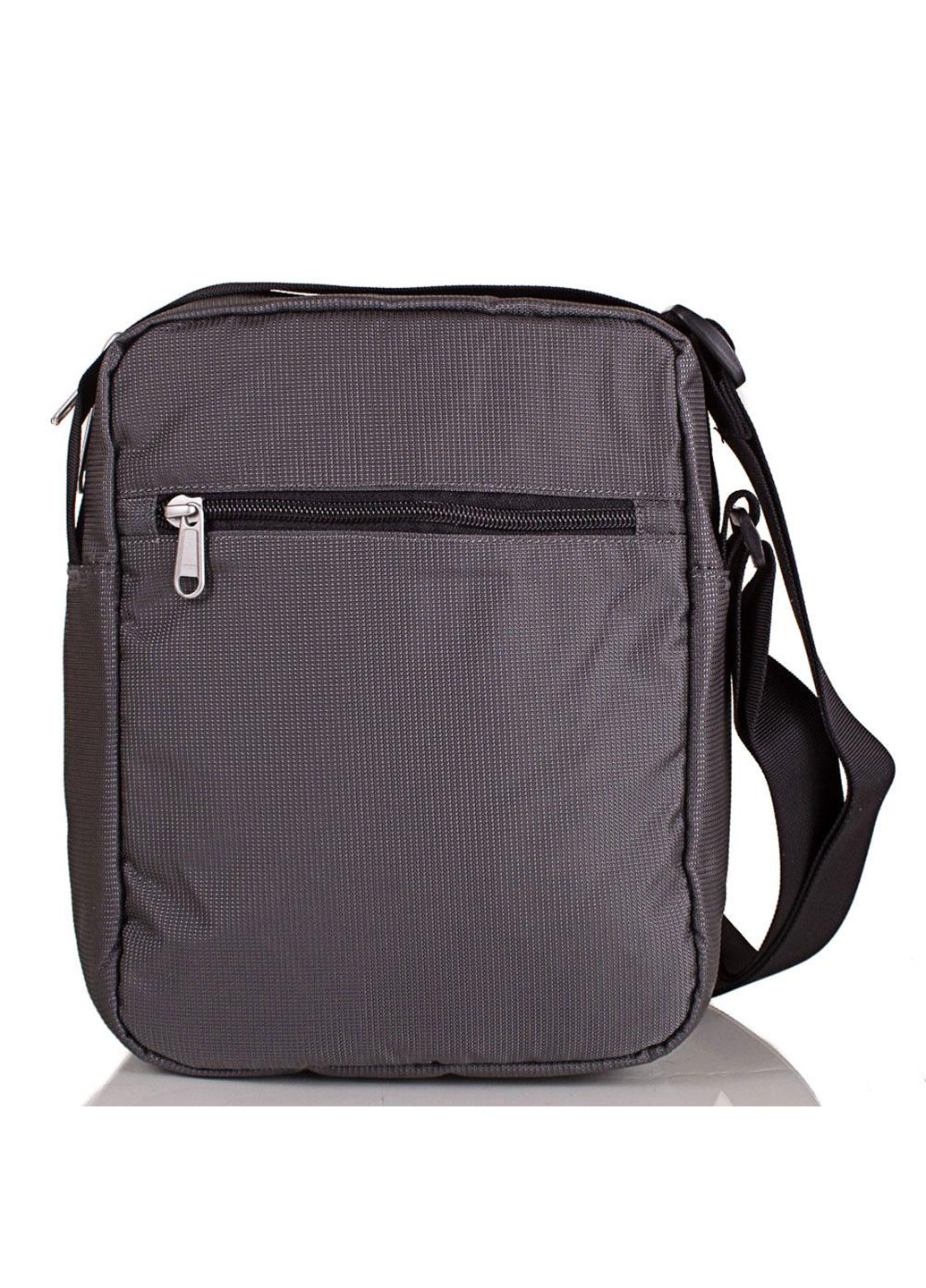 Чоловіча сумка спортивна 20х25х10 см Onepolar (253027640)