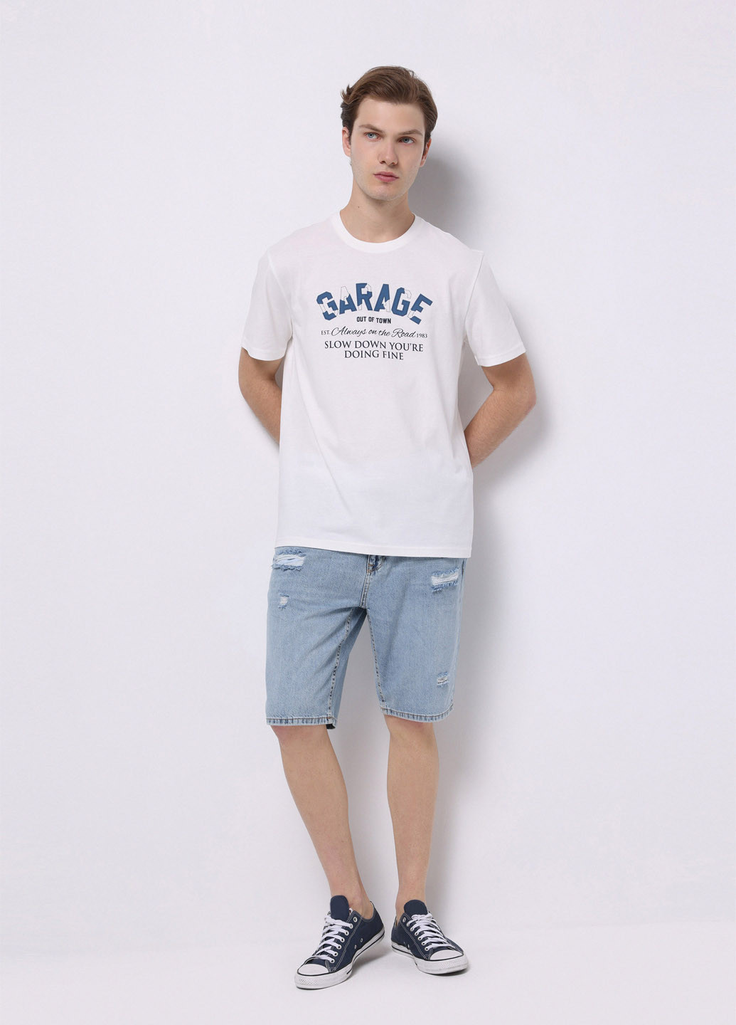 Біла футболка Colin's